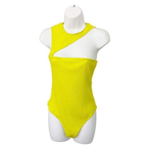 Revolve H:OURS Tatiana Ribbed Bodysuit in Lime Yellow size Medium - Picture 2 of 4